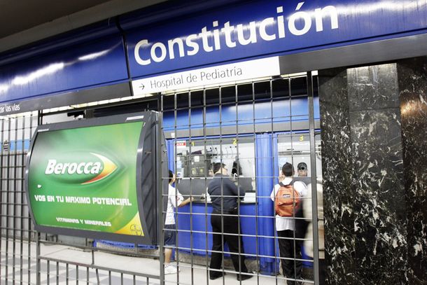 Línea C: incidentes en la estación Constitución por demoras en el servicio