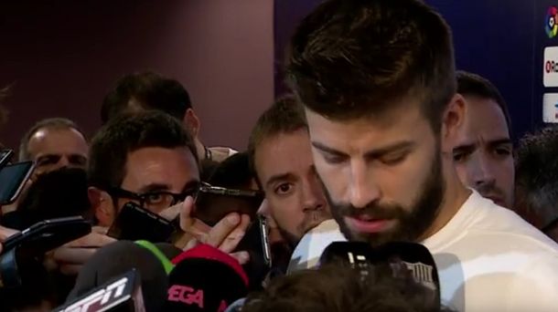 Se conoció la primera foto de Piqué con su nueva novia