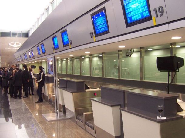 El lunes habrá valija libre por un paro de la Aduana en todo el país