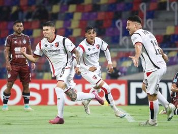 Newells ganó ante Central Córdoba como visitante y consiguió un triunfo clave