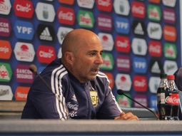 jorge sampaoli, tras el papelon: me da pena el resultado, espana nos abofeteo jorge sampaoli, tras el papelon: me da pena el resultado, espana nos abofeteo