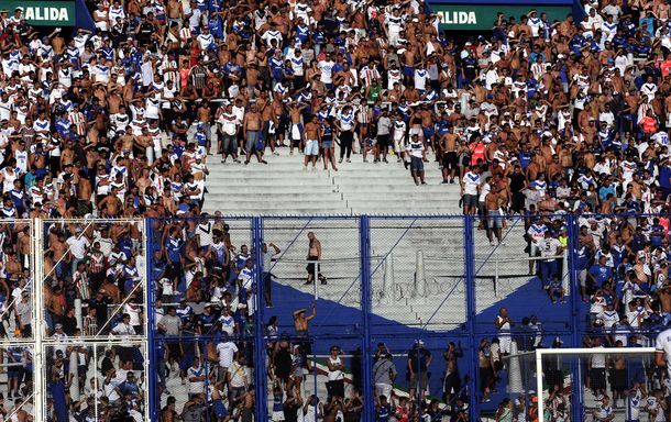 Gámez confirmó que no hay más nada para una barra ausente