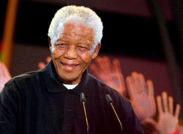 Vuelven a internar a Mandela por una infección respiratoria