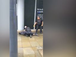 Pánico en Manchester: un hombre apuñaló a 5 personas e investigan si se trata de un ataque terrorista