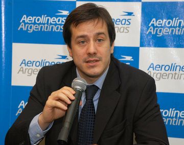 Recalde calificó de político y poco técnico el informe sobre Aerolíneas