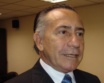 Lino Oviedo habría muerto en un accidente aéreo