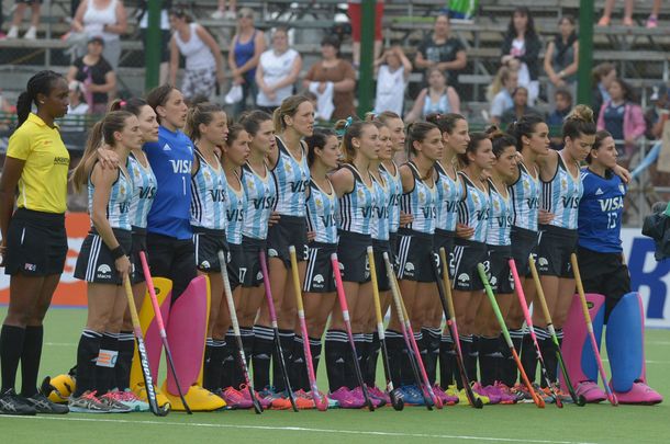 Las fotos de la derrota de Las Leonas con China