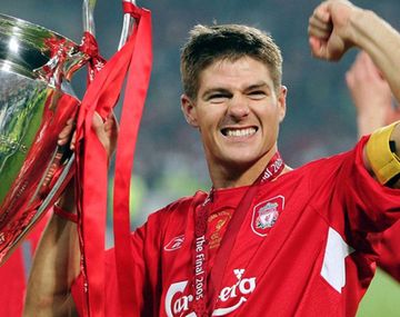 La Champions ganada con el Liverpool en 2005, el punto más alto de la carrera del volante