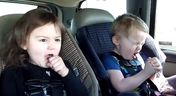 VIDEO: ¿Cómo son los hijos de dos fanáticos del heavy metal?