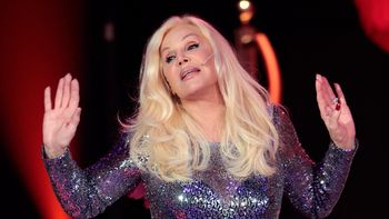 susana gimenez no ira a los martin fierro: estara en su chacra de punta del este susana gimenez no ira a los martin fierro: estara en su chacra de punta del este