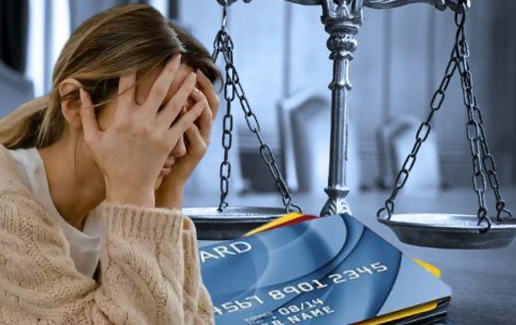 Debía $800.000 de deuda por dos tarjetas de crédito, quiso ignorar los reclamos y la Justicia la fue a buscar
