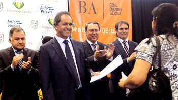 no me preocupa que me peguen palos, no quiero que le peguen mas a la gente no me preocupa que me peguen palos, no quiero que le peguen mas a la gente