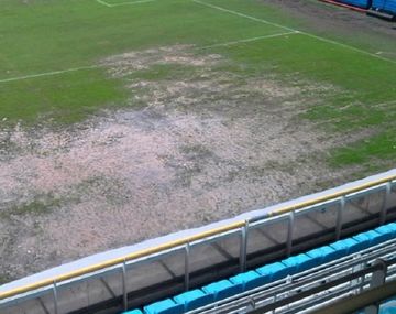 Desastroso: así está el césped en La Bombonera