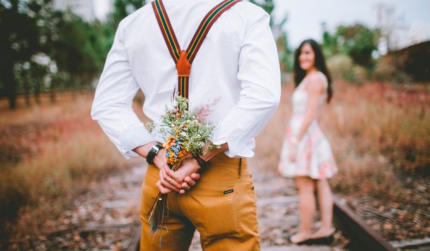 San Valentín: más del 80% cree que es una fecha comercial, pero casi la mitad lo festeja