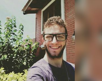 Lo invitaron a un reencuentro y les recordó el bullying que sufrió en el colegio