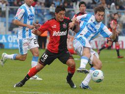 el campeon newells supero a rafaela es el unico escolta el campeon newells supero a rafaela es el unico escolta