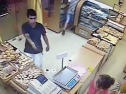 cinco robos en cuarenta dias cinco robos en cuarenta dias