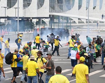 Santiago Cafiero repudió las acciones golpistas de la derecha en Brasil
