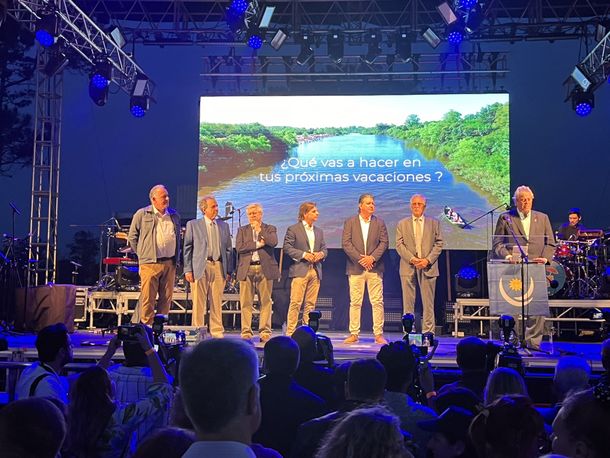 El presidente Luis Lacalle Pou participó de la inauguración de la temporada de verano uruguaya.