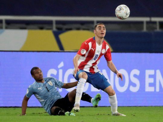 Copa America Uruguay Vencio A Paraguay Y Quedo Segundo En El Grupo A