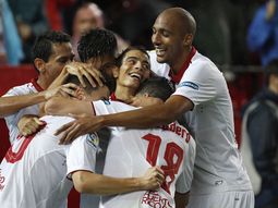 El festejo de los jugadores del Sevilla tras el segundo gol ante Celta El festejo de los jugadores del Sevilla tras el segundo gol ante Celta
