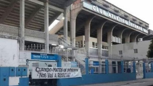 El estadio del Decano amaneció con una fuerte amenaza