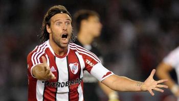 ¿se complica la llegada de fernando cavenaghi a river? ¿se complica la llegada de fernando cavenaghi a river?