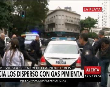 Automovilista se enfrentó a un piquetero