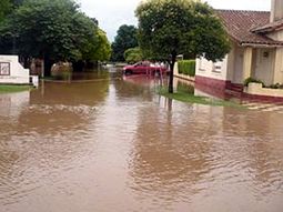 Los evacuados vuelven a sus hogares luego de las intensas lluvias