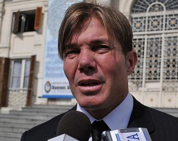 Apareció la camioneta lujosa que le robaron a Burlando