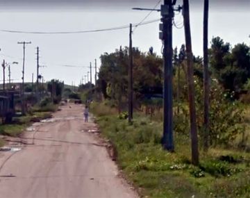 Horror en Virrey del Pino: encontró una bolsa con huesos humanos en el frente de su casa