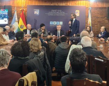 Alberto y Evo Morales compartieron una charla en la sede del PJ