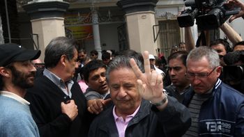 apoyo de duhalde: les pongo la ficha a scioli y a massa apoyo de duhalde: les pongo la ficha a scioli y a massa
