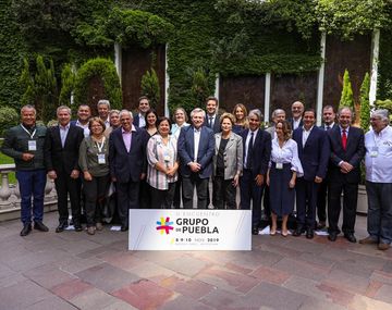 Alberto Fernández agradeció el apoyo del Grupo de Puebla tras el acuerdo con el FMI