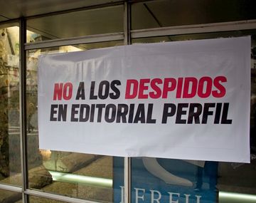 Denuncian el despido de doce trabajadores de editorial Perfil