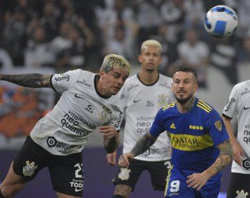 Boca se llevó un valioso empate de Brasil en la ida de octavos ante Corinthians