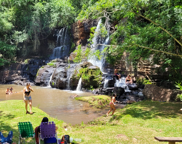 El pueblito en el que se produce yerba mate, hay turismo rural, cascadas y paisajes