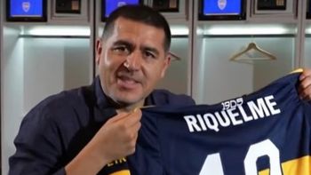 el homenaje que le hicieron a riquelme en brasil con los jugadores que llevan su nombre el homenaje que le hicieron a riquelme en brasil con los jugadores que llevan su nombre