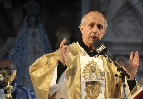 Asaltaron en Palermo al arzobispo de Buenos Aires, Mario Poli