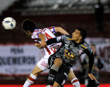 Huracán y Unión empataron en Parque Patricios