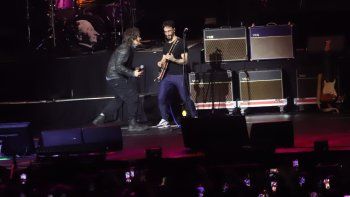 milei presenta su libro en vivo: tras el show musical, habla el presidente milei presenta su libro en vivo: tras el show musical, habla el presidente