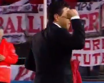 El conmovedor gesto de Gallardo con sus jugadores en plena ovación del público