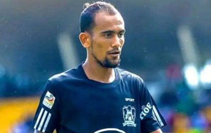 Camerún convocó a un futbolista que dice tener 17 años y nadie le cree