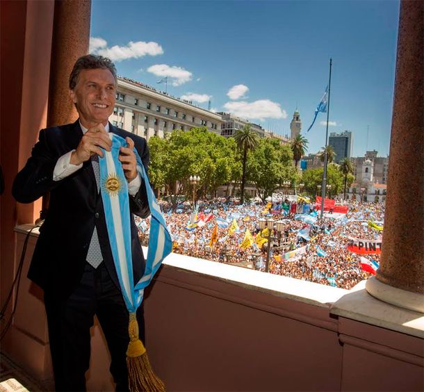 Macri inicia formalmente su Gobierno recibiendo a los ex presidenciales