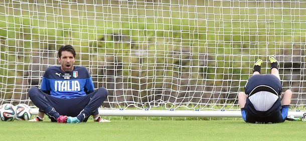 Gianluigi Buffon se perderá el debut italiano en el Mundial de Brasil