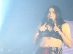 La burla de Lali a Milei que hizo delirar a su público en San Juan