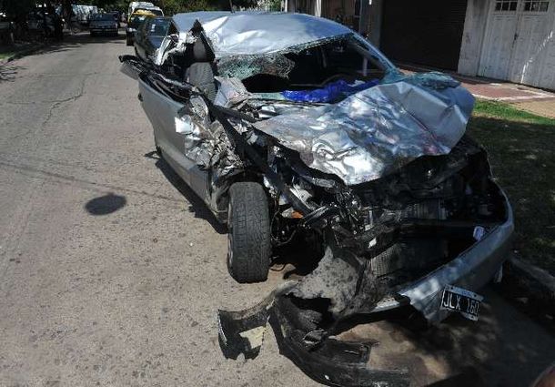 Accidente_en_banfield_020212_1_ef_73140