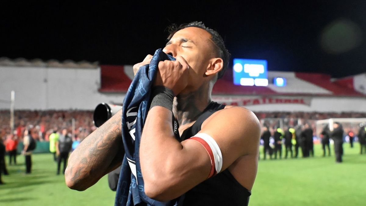 Sebastián Villa se despide de Independiente Rivadavia y busca regresar a la Selección