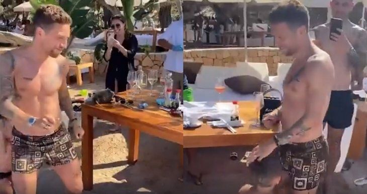 VIDEO: Papu Gómez improvisó un show con desfile y baile en plenas vacaciones