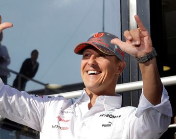 Aseguran que Michael Schumacher viajó a Suiza para conocer a su primera nieta